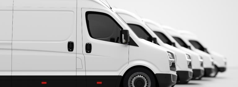 Aménagement de flottes utilitaires à Chartres, Coignières, Lille, Caen, Évreux : pourquoi standardiser vos meubles professionnels ?